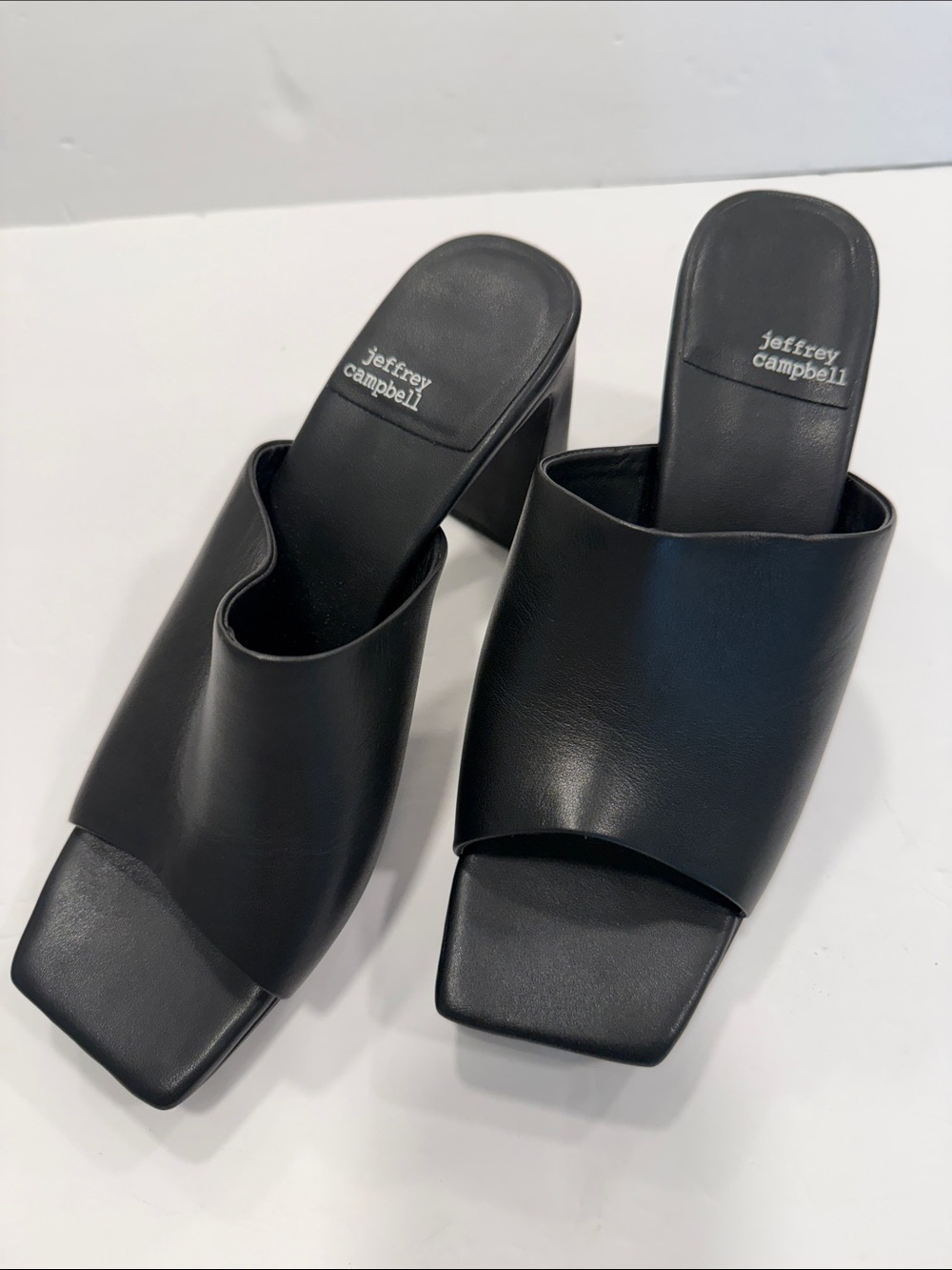 Jeffrey Campbell caviar Black Leather Square-Toe Slip-On Mules size 10